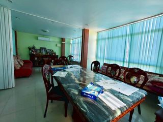 For sale 3 bedrooms retail Space in Si Racha, Chonburi