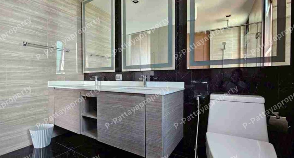 For sale 2 bedrooms condo in Jomtien, Pattaya