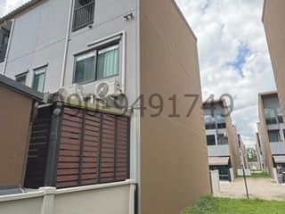 For rent 2 bedrooms townhouse in Bang Khen, Bangkok