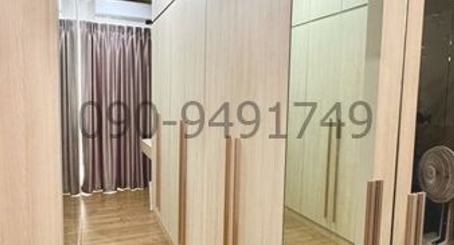 For rent 2 bedrooms townhouse in Bang Khen, Bangkok