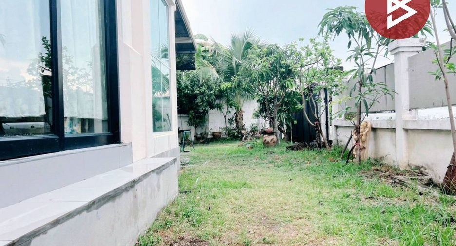 For sale 3 bedrooms house in Thung Khru, Bangkok