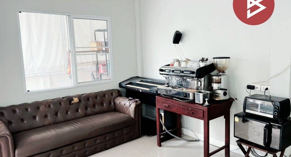 For sale 3 bedrooms house in Thung Khru, Bangkok