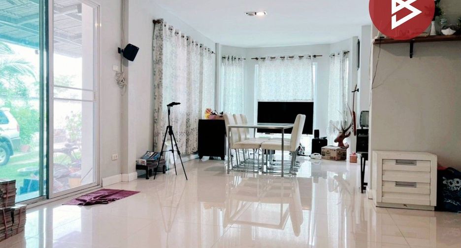 For sale 3 bedrooms house in Thung Khru, Bangkok