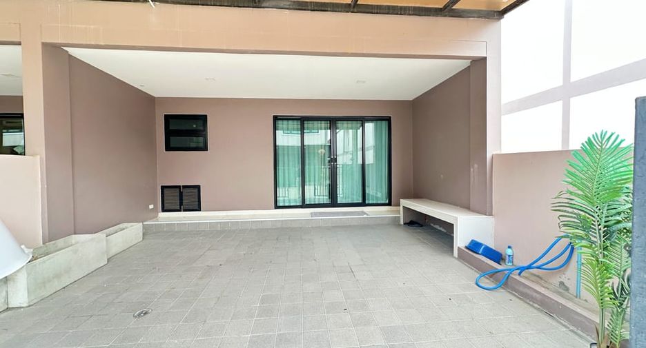 For rent 3 bedrooms house in East Pattaya, Pattaya