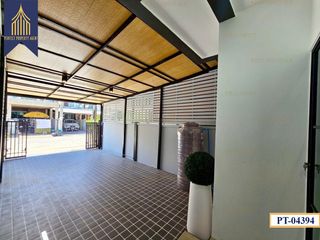 For sale 2 bedrooms townhouse in Saphan Sung, Bangkok