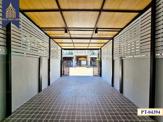 For sale 2 bedrooms townhouse in Saphan Sung, Bangkok