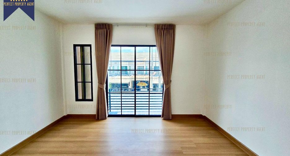 Reihenhaus zum Kauf mit 2 Zimmer in Saphan Sung, Bangkok