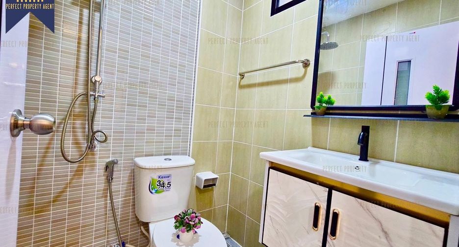 Reihenhaus zum Kauf mit 2 Zimmer in Saphan Sung, Bangkok