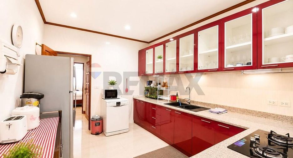 For rent 4 bedrooms house in Ko Samui, Surat Thani