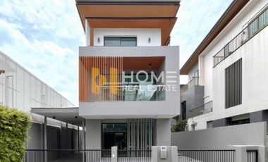 For sale 3 bedrooms house in Prawet, Bangkok
