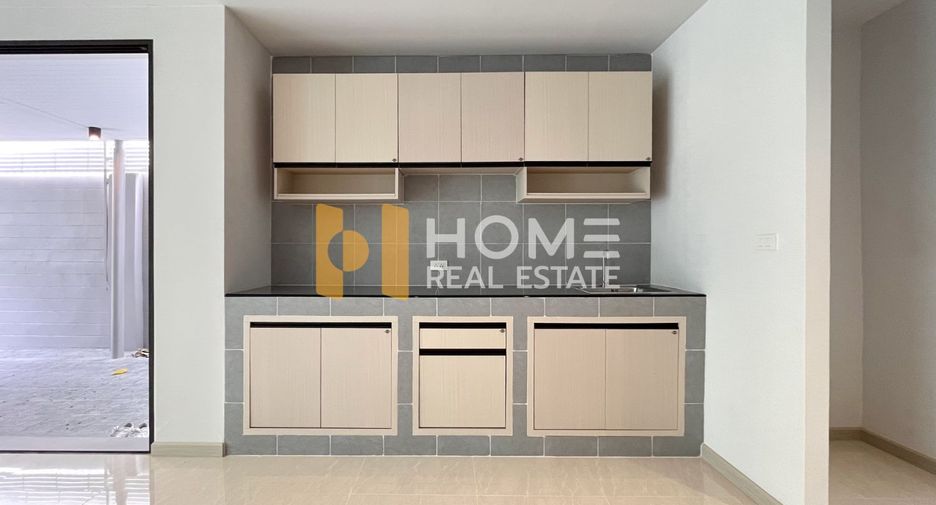 For sale 3 bedrooms house in Prawet, Bangkok