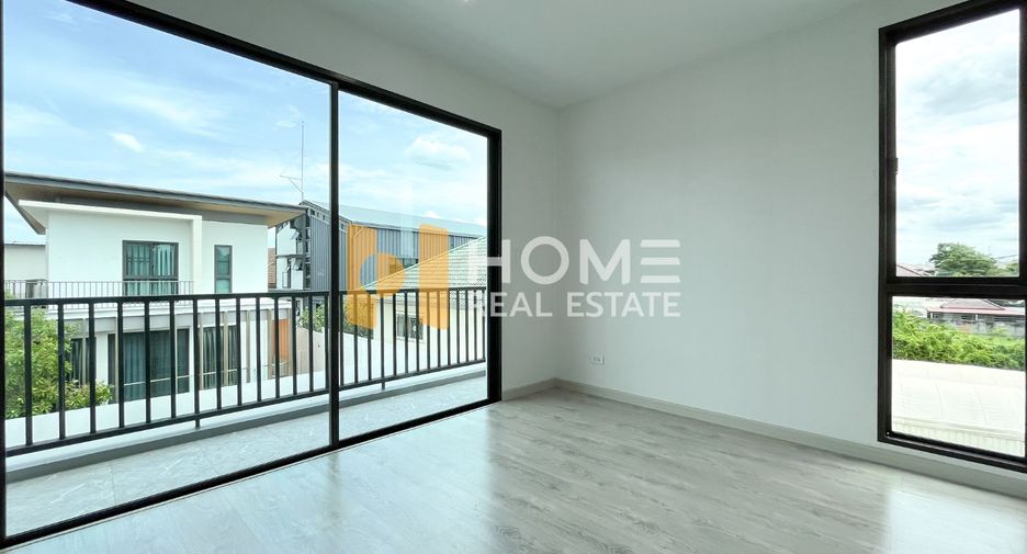For sale 3 bedrooms house in Prawet, Bangkok