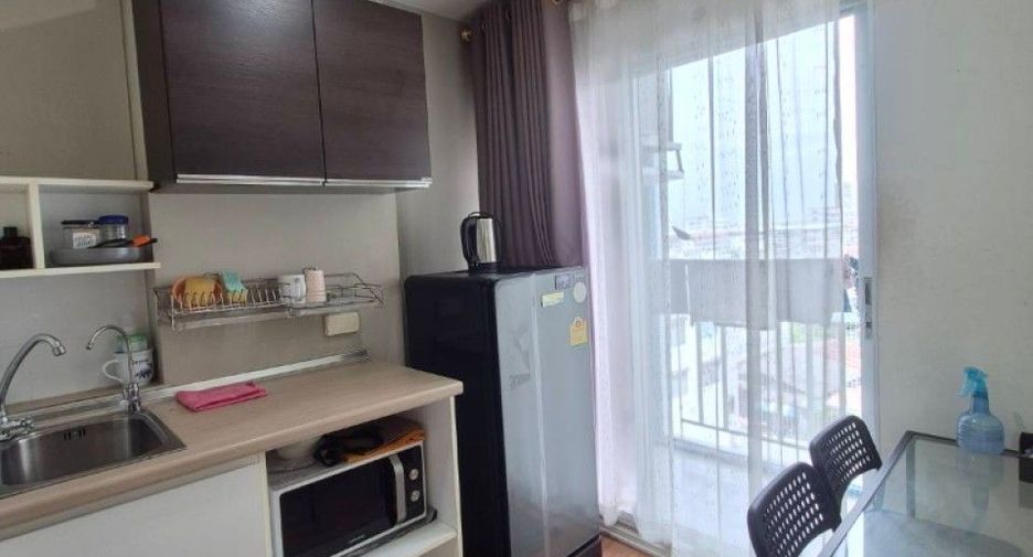 For sale 1 bed condo in Mueang Samut Prakan, Samut Prakan