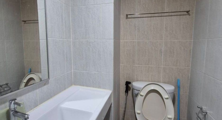 For sale 1 bed condo in Mueang Samut Prakan, Samut Prakan
