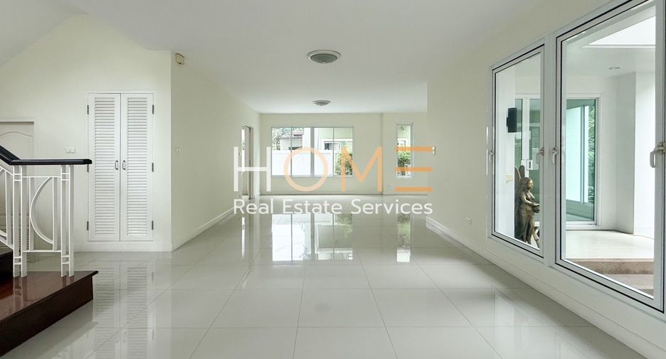 For sale 3 bedrooms house in Prawet, Bangkok