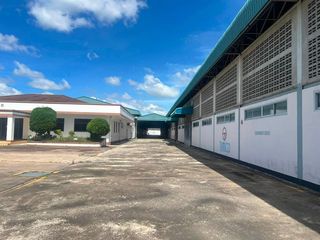Almacén en venta en Ban Bueng, Chonburi