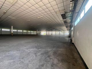 Almacén en venta en Ban Bueng, Chonburi