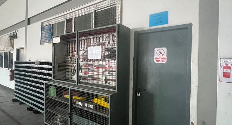 Almacén en venta en Ban Bueng, Chonburi