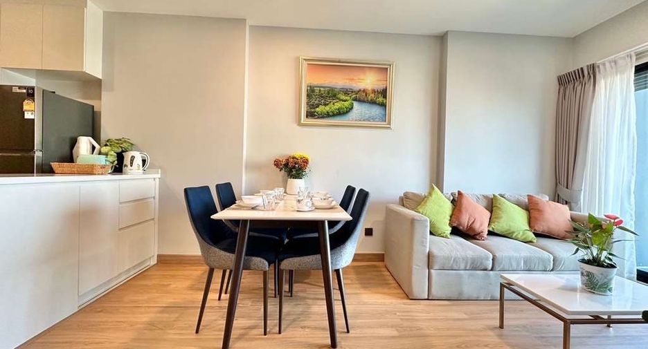 Condo en alquiler de 2 habitaciones en Mueang Chiang Mai, Chiang Mai