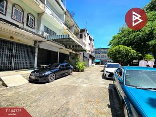 For sale 3 bedrooms retail Space in Bang Bon, Bangkok