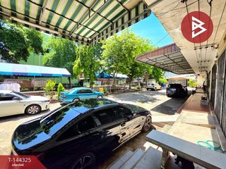 For sale 3 bedrooms retail Space in Bang Bon, Bangkok
