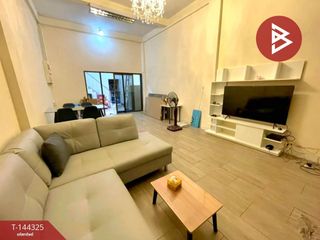 For sale 3 bedrooms retail Space in Bang Bon, Bangkok