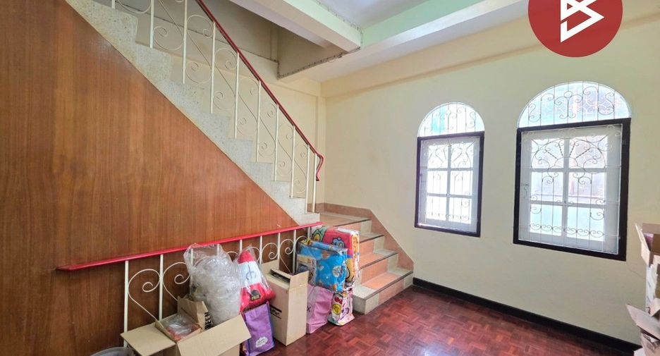 For sale 3 bedrooms retail Space in Bang Bon, Bangkok