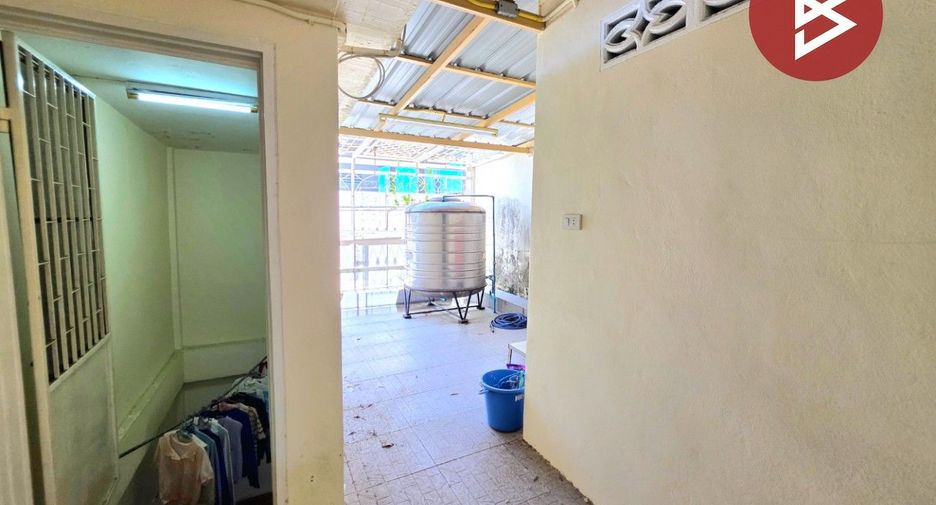 For sale 3 bedrooms retail Space in Bang Bon, Bangkok