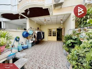 For sale 4 bedrooms townhouse in Thung Khru, Bangkok