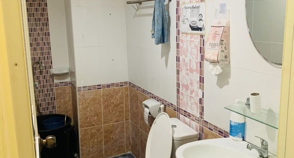 Gewerbefläche zum Kauf mit 2 Zimmer in Phibun Mangsahan, Ubon Ratchathani