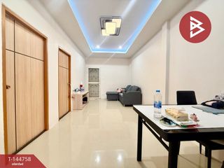 For sale 2 bedrooms townhouse in Mueang Samut Sakhon, Samut Sakhon