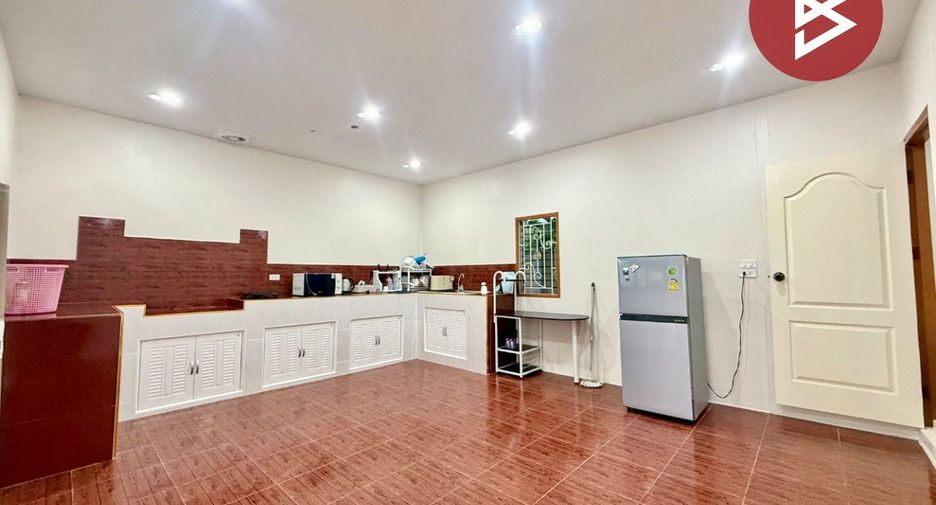 For sale 2 bedrooms townhouse in Mueang Samut Sakhon, Samut Sakhon