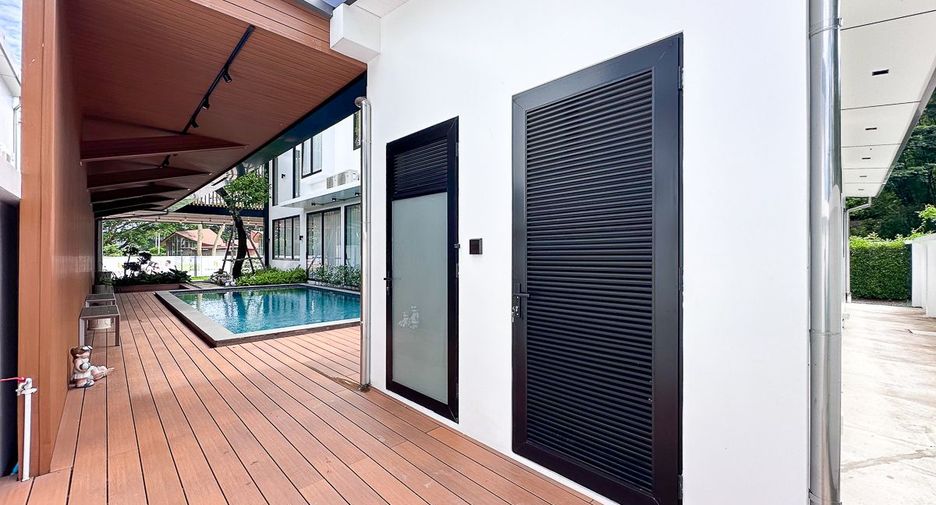 Villa zum Kauf mit 4 Zimmer in Mueang Chiang Mai, Chiang Mai