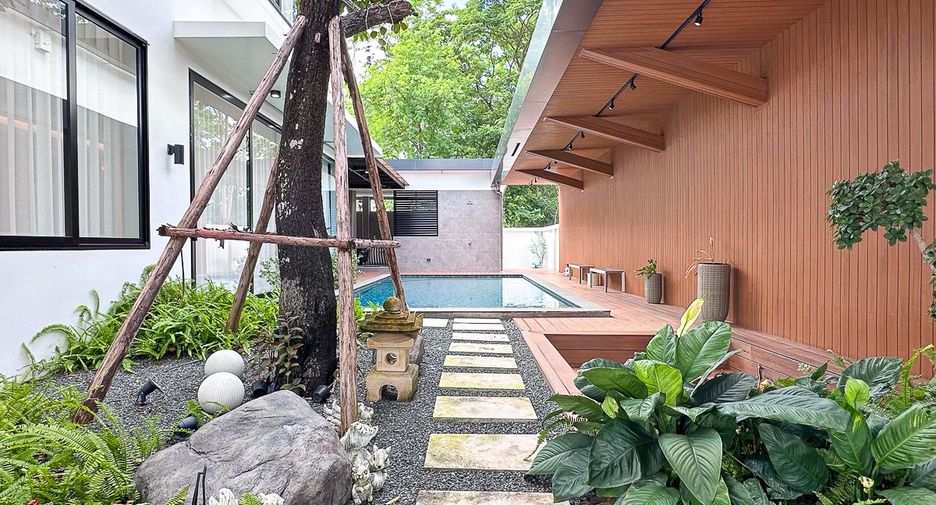 Villa zum Kauf mit 4 Zimmer in Mueang Chiang Mai, Chiang Mai
