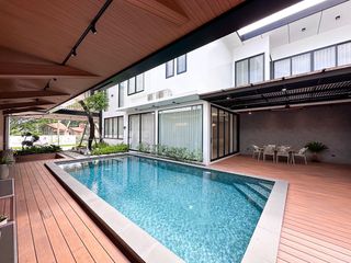 Villa zum Kauf mit 4 Zimmer in Mueang Chiang Mai, Chiang Mai