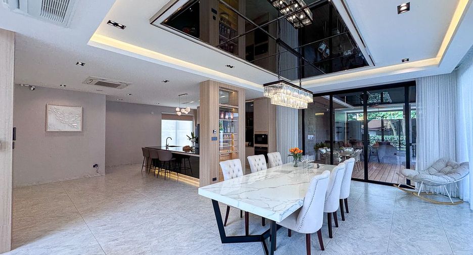 Villa zum Kauf mit 4 Zimmer in Mueang Chiang Mai, Chiang Mai