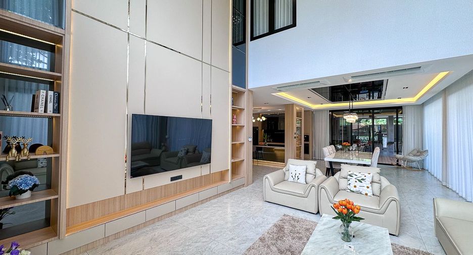 Villa zum Kauf mit 4 Zimmer in Mueang Chiang Mai, Chiang Mai