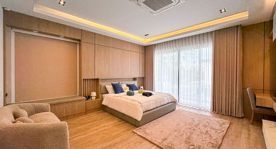 Villa zum Kauf mit 4 Zimmer in Mueang Chiang Mai, Chiang Mai
