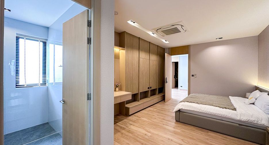 Villa zum Kauf mit 4 Zimmer in Mueang Chiang Mai, Chiang Mai