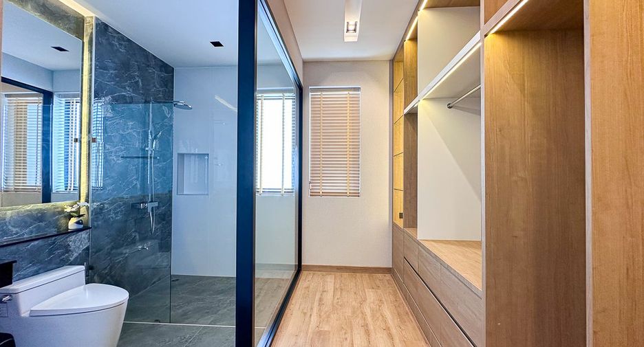Villa zum Kauf mit 4 Zimmer in Mueang Chiang Mai, Chiang Mai