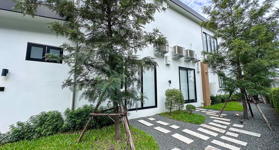 Villa zum Kauf mit 4 Zimmer in Mueang Chiang Mai, Chiang Mai
