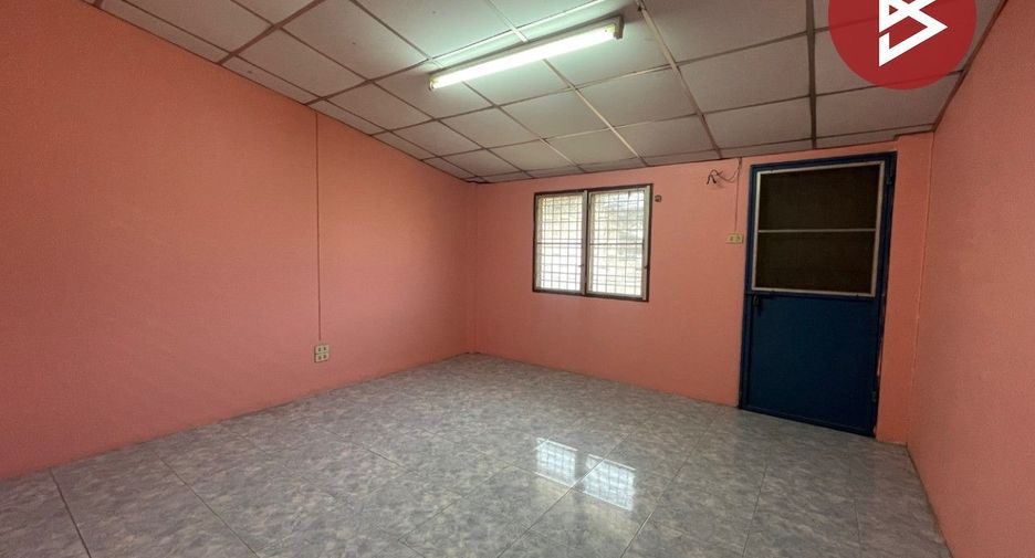 For sale 2 ベッドルーム townhouse in Mueang Nakhon Pathom, Nakhon Pathom