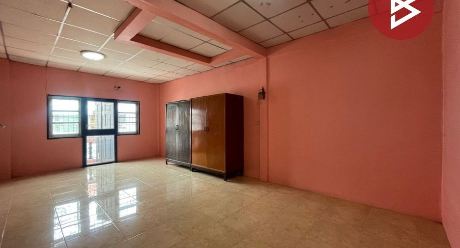 For sale 2 ベッドルーム townhouse in Mueang Nakhon Pathom, Nakhon Pathom