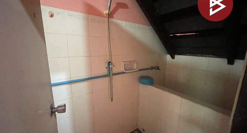 For sale 2 ベッドルーム townhouse in Mueang Nakhon Pathom, Nakhon Pathom