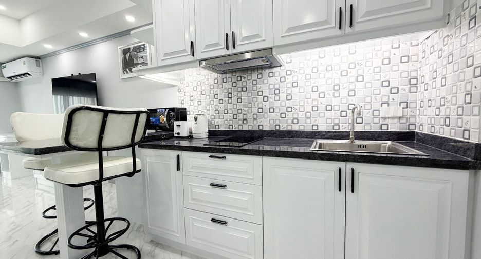 For rent and for sale studio condo in Sattahip, Chonburi