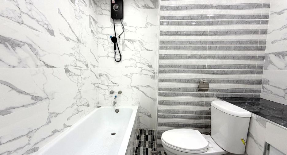 For rent and for sale studio condo in Sattahip, Chonburi