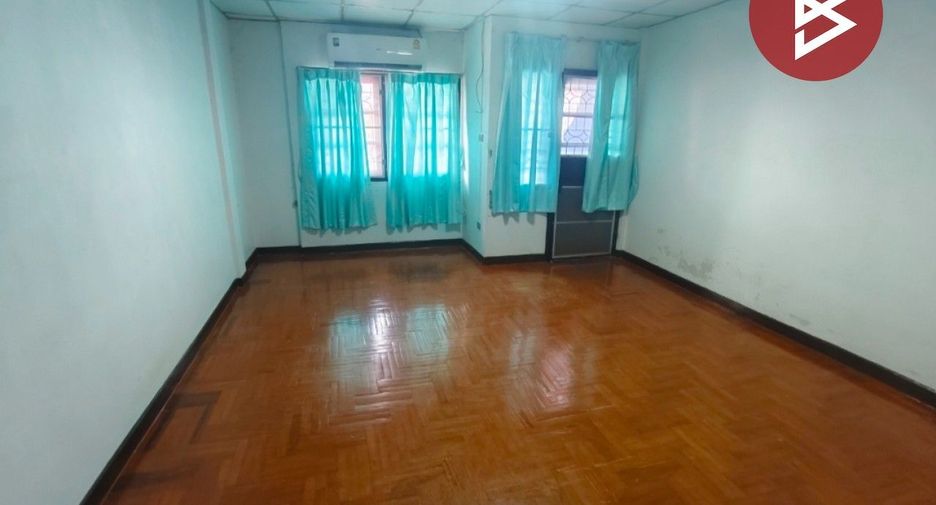 Casa adosada en venta de 2 habitaciones en Mueang Chachoengsao, Chachoengsao