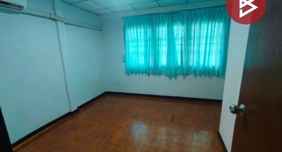 Casa adosada en venta de 2 habitaciones en Mueang Chachoengsao, Chachoengsao