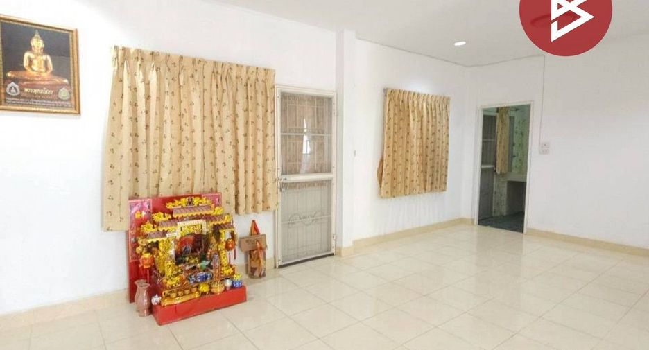 For sale 3 bedrooms house in Mueang Samut Prakan, Samut Prakan
