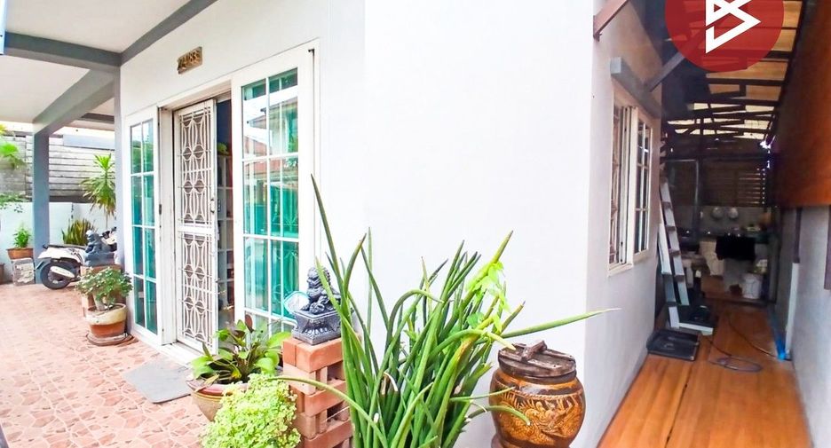 For sale 4 bedrooms house in Mueang Samut Prakan, Samut Prakan